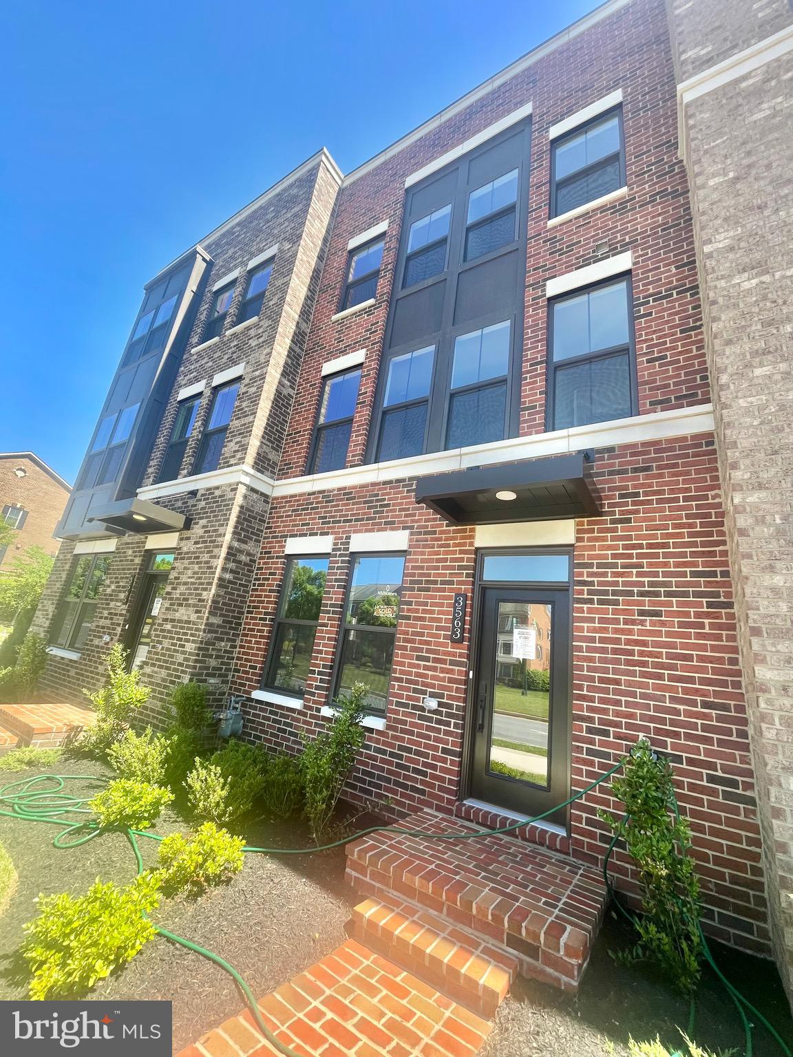 a view of a brick building