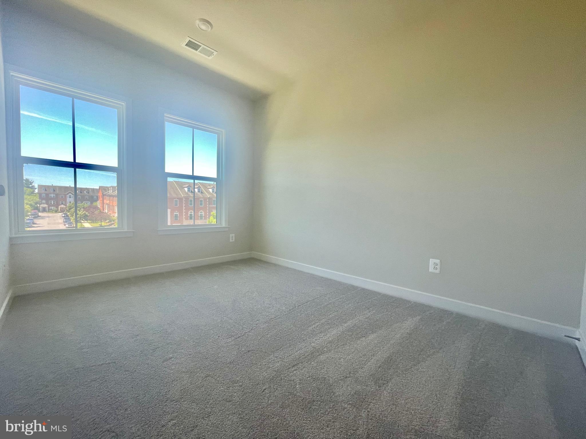 3563 Worthington Boulevard Frederick, MD 21704 - Photo 19 of 52 an empty room with a window