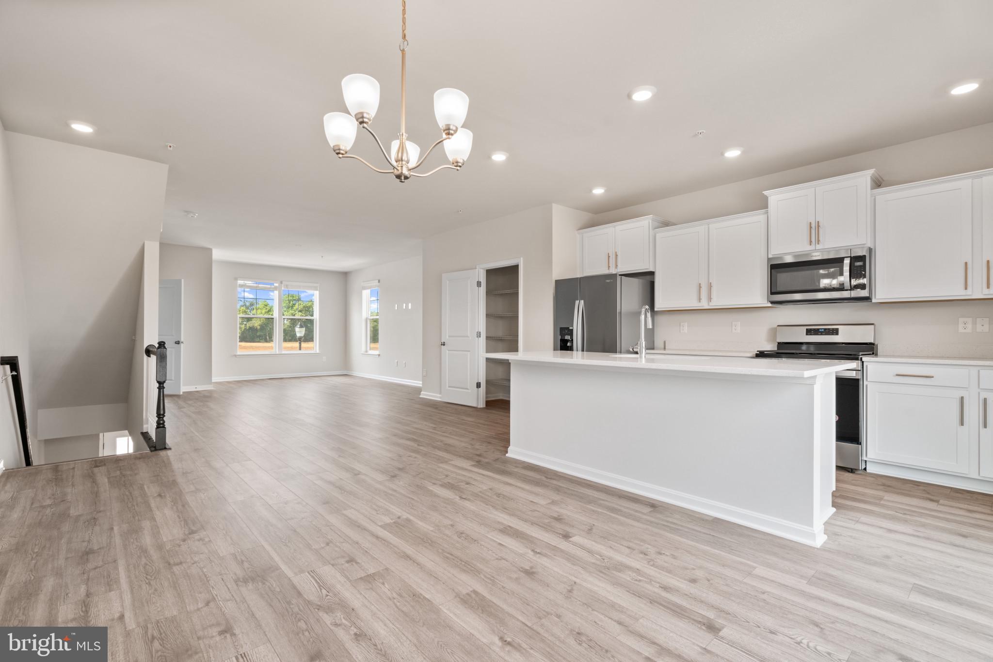 725 Compass Way Frederick, MD 21701 - Photo 8 of 44