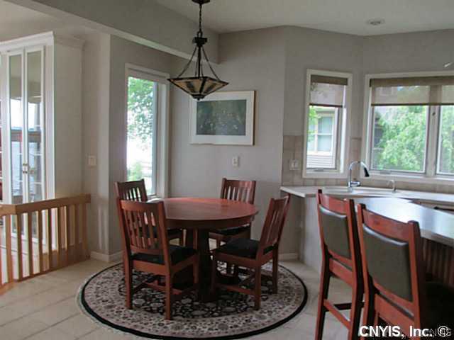 367 Waters Edge Owasco, NY 13021 - Photo 3 of 20 Kitchen Dining