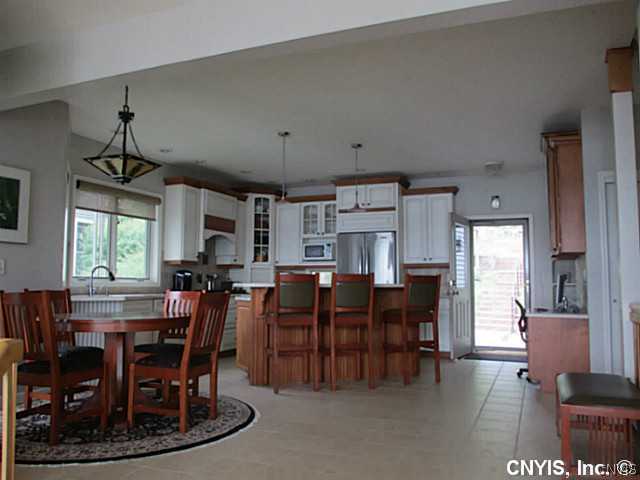 367 Waters Edge Owasco, NY 13021 - Photo 4 of 20 Kitchen Dining