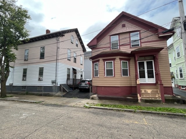 62 Candace Street Providence, RI 02908 - Photo 4 of 39
