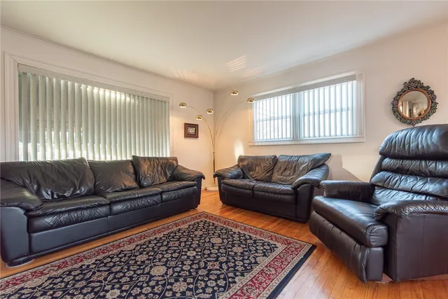 $579,900 | 1020 Warwick Avenue, Warwick, RI 02888