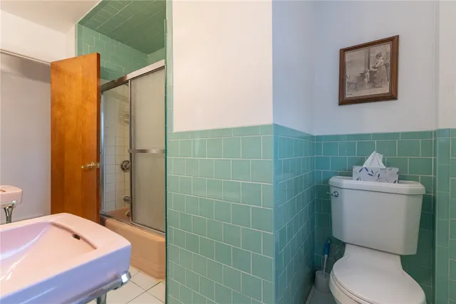 $579,900 | 1020 Warwick Avenue, Warwick, RI 02888