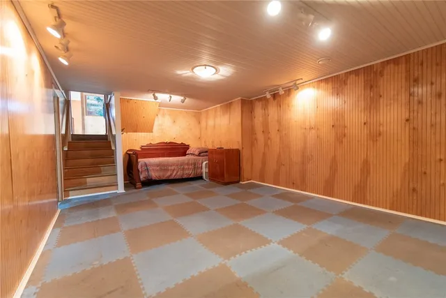 $579,900 | 1020 Warwick Avenue, Warwick, RI 02888