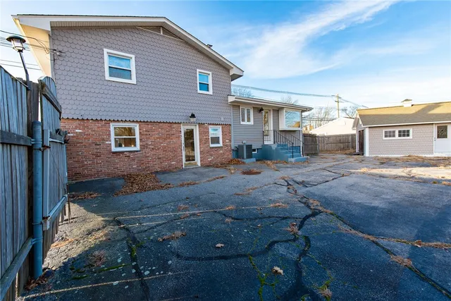 $579,900 | 1020 Warwick Avenue, Warwick, RI 02888