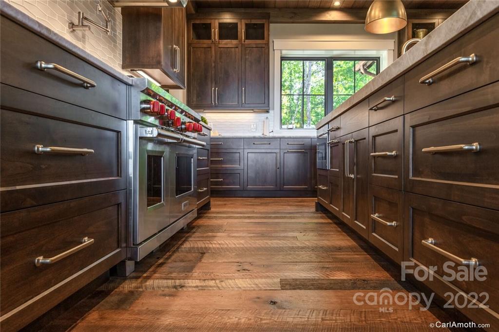 61 Back Bone Way, Unit 203 Sylva, NC 28779 - Photo 17 of 48