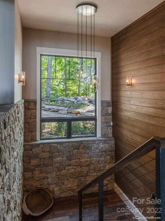 61 Back Bone Way, Unit 203 Sylva, NC 28779 - Photo 30 of 48 a window in a room