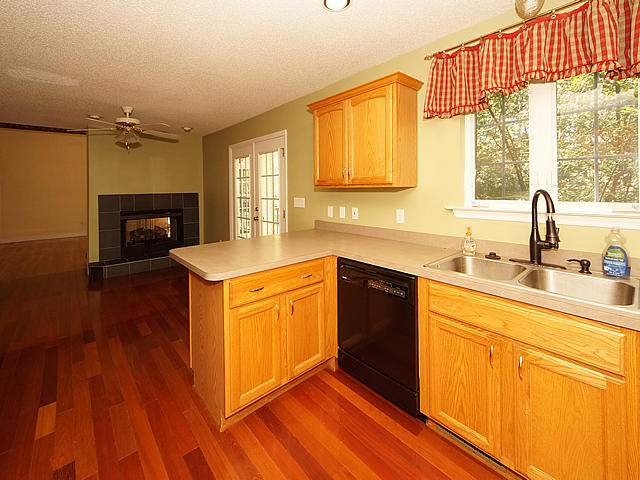 139 Winding Rock Road Goose Creek, SC 29445 - Photo 16 of 40 15