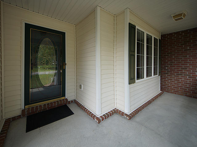 139 Winding Rock Road Goose Creek, SC 29445 - Photo 3 of 40 02