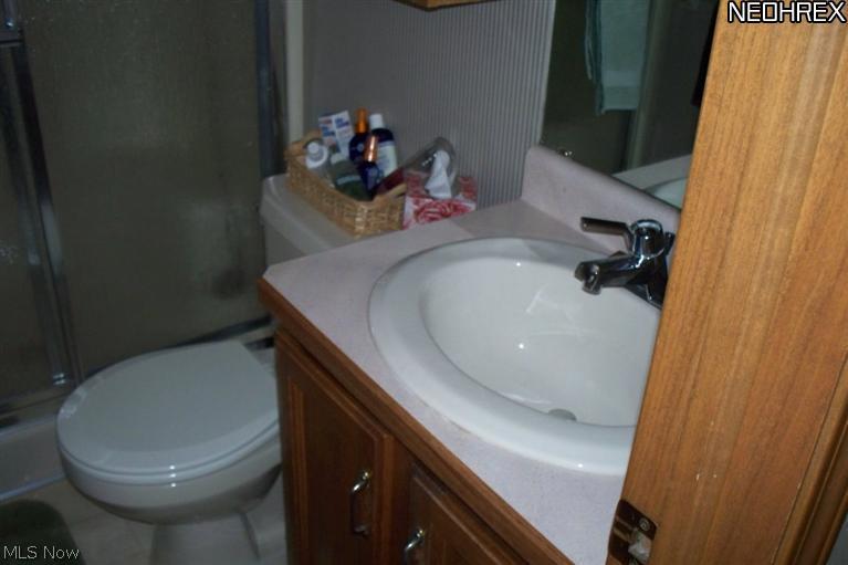 3376 Decamp Road Youngstown, OH 44511 - Photo 9 of 20