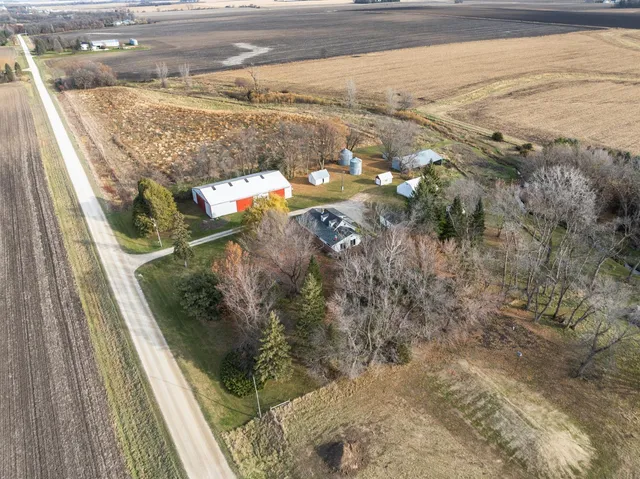 $325,000 | 19068 620th Avenue, Rose Creek, MN 55970