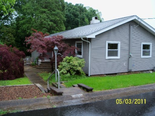 109 Temple Road Oak Ridge, TN 37830 - Photo 1 of 1 Primary Photo