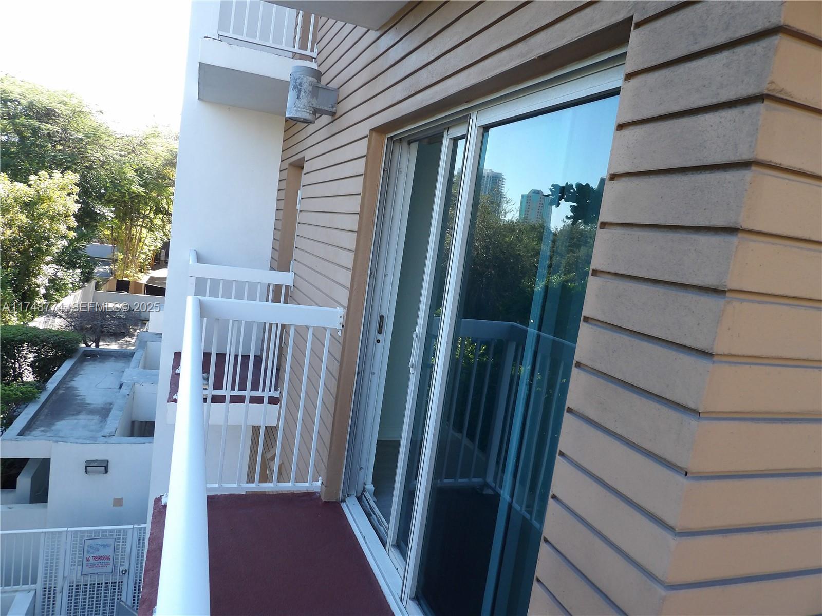 2740 Southwest 28th Terrace, Unit 301 Miami, FL 33133 - Photo 26 of 31