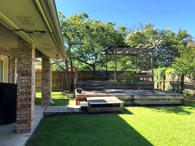 $2,395 | 1006 Oakhaven Circle, College Station, TX 77840