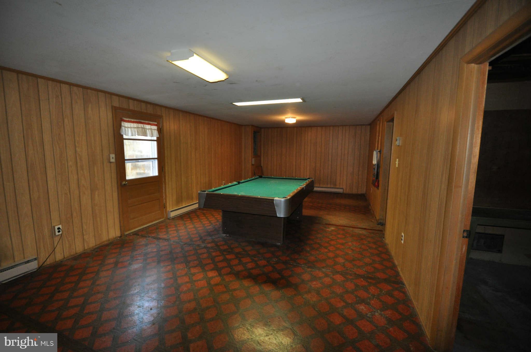 1454 Pleasant Valley Road Westminster, MD 21158 - Photo 23 of 27 EXPANSIVE GAME ROOM POOL TABLE/TRAIN GARDEN
