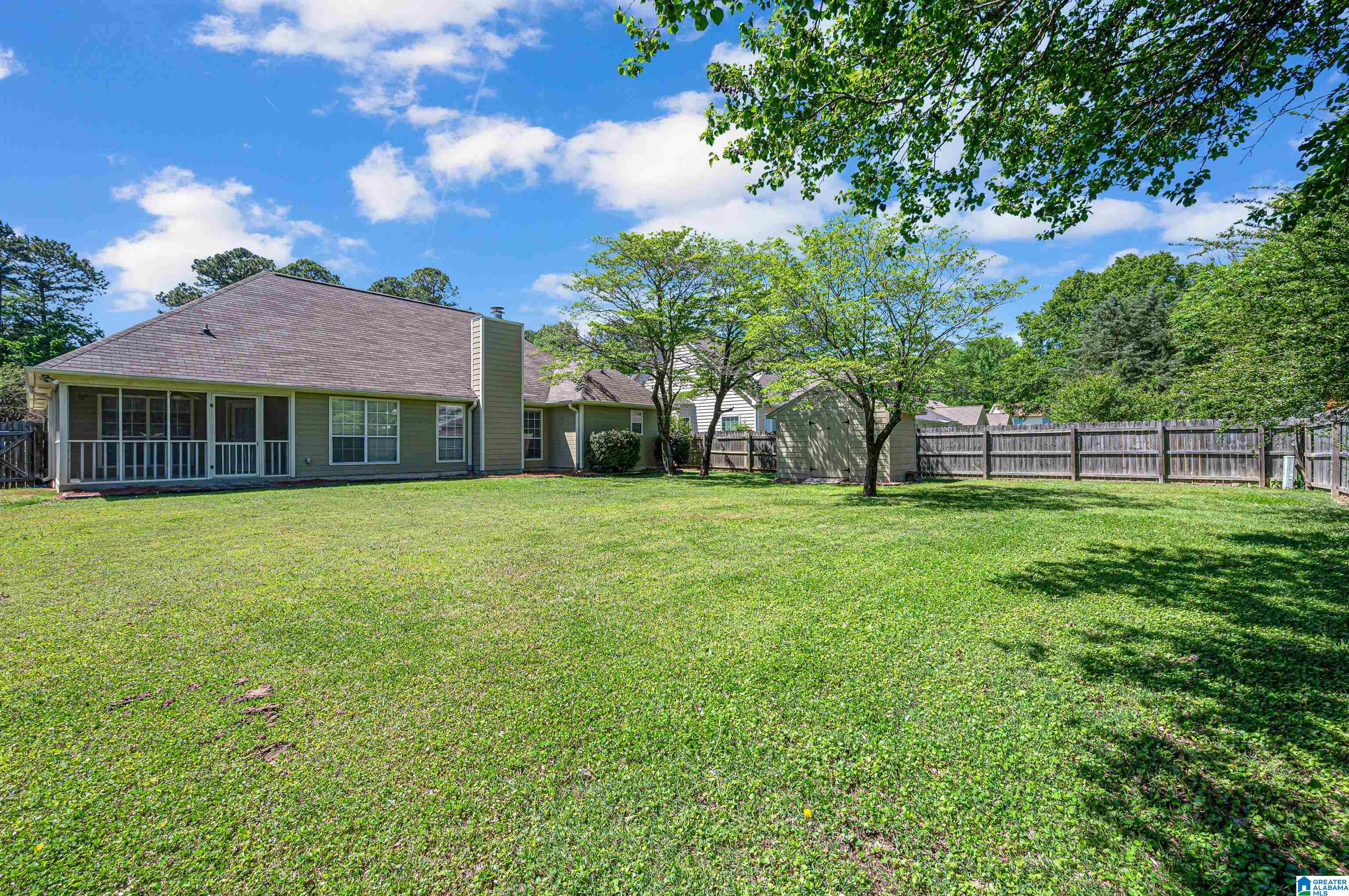 169 Greenfield Lane Alabaster, AL 35007 - Photo 32 of 36