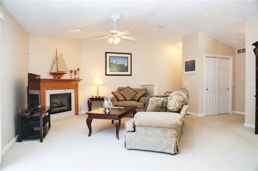 50 Abbott Run Valley Road, Unit 1929 Cumberland, RI 02864 - Photo 10 of 18 Gallery Image 10