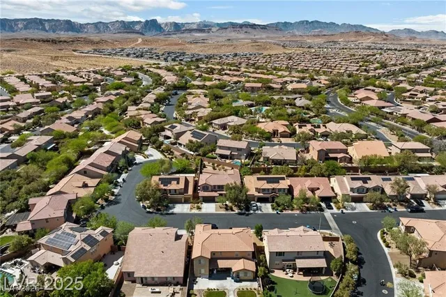 $3,495 | 10281 Wolves Den Lane, Las Vegas, NV 89178