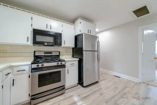 $399,000 | 1208 Quassey Avenue, Lake Bluff, IL 60044