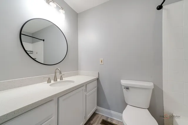 $399,000 | 1208 Quassey Avenue, Lake Bluff, IL 60044