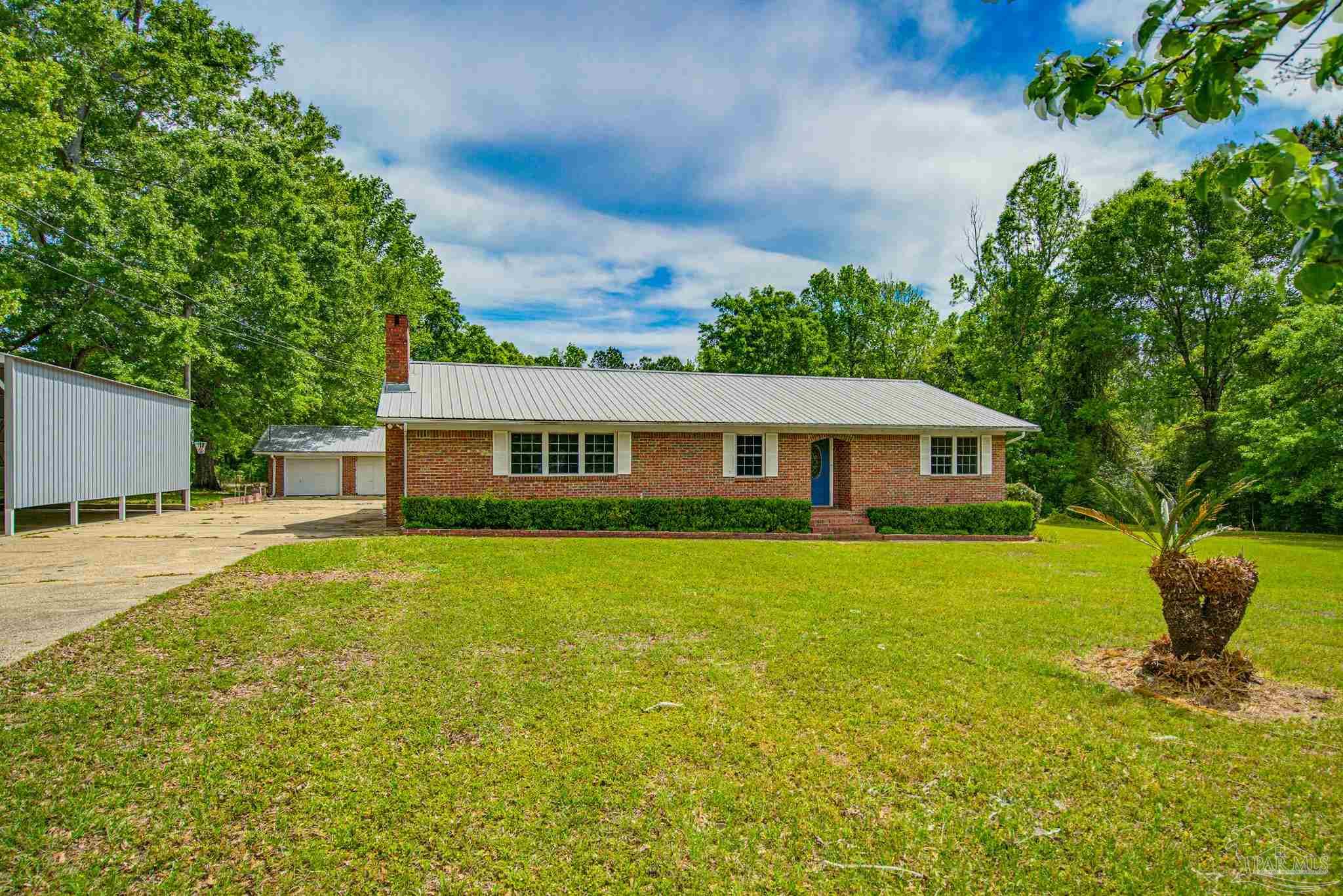 6536 Daniel Griffis Road Jay, FL 32565 - Photo 4 of 38