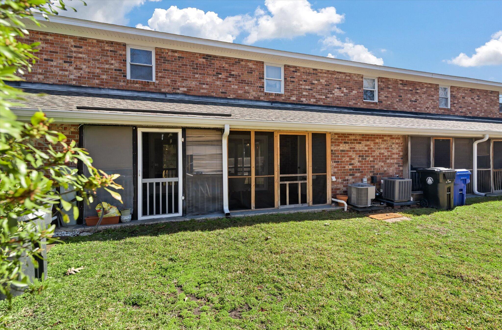 1836 Mepkin Road, Unit D4 Charleston, SC 29407 - Photo 25 of 27 Green space