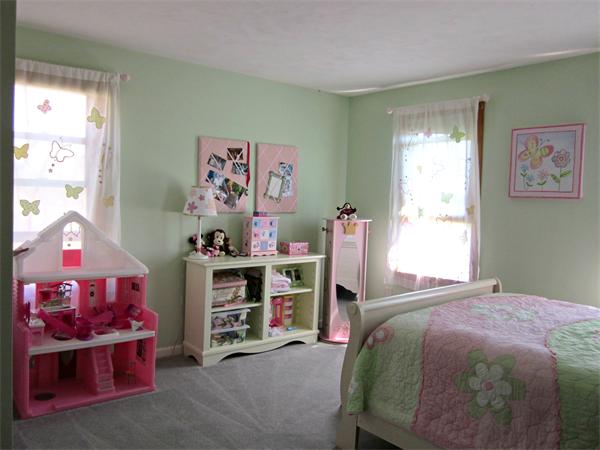 4 Pheasant Hill Road Bellingham, MA 02019 - Photo 13 of 28 Gallery Image 13