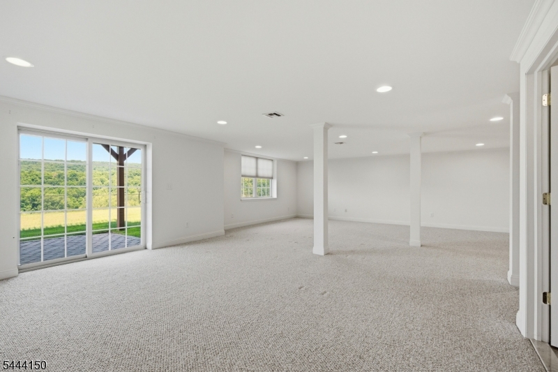 98 Tarrington Road Hamburg, NJ 07419 - Photo 39 of 40