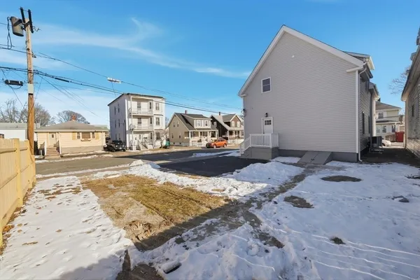 $3,800 | 1 Clough Street, Unit 1, Lynn, MA 01902