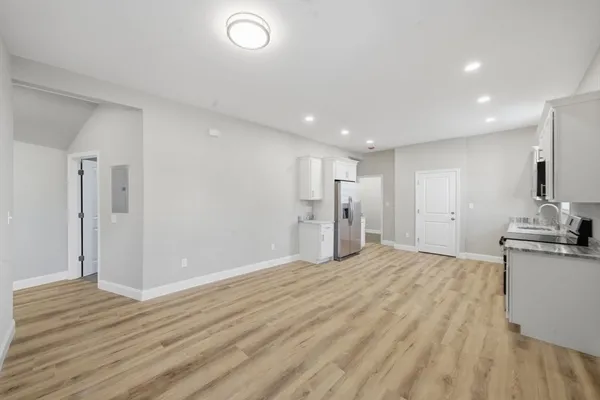 $3,800 | 1 Clough Street, Unit 1, Lynn, MA 01902