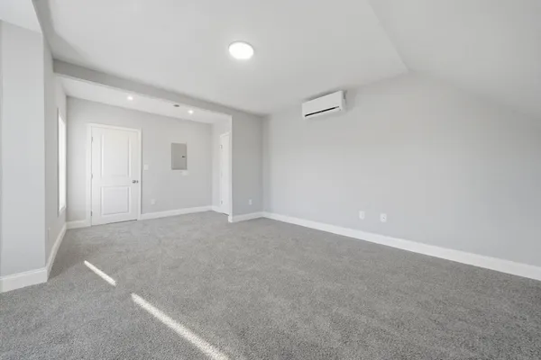 $3,800 | 1 Clough Street, Unit 1, Lynn, MA 01902