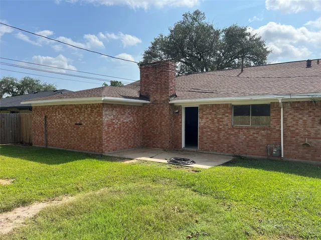 $272,000 | 1104 East Thirteenth Street, Deer Park, TX 77536