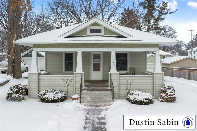 $169,900 | 132 East Lincoln Avenue, Ionia, MI 48846