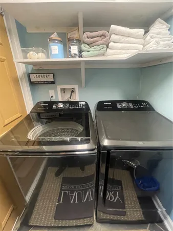 $2,500 | 1212 55th Street, Galveston, TX 77551