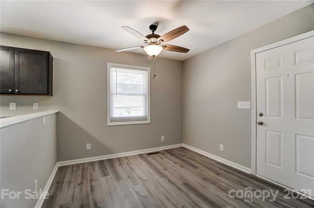 917 Oates Road Bessemer City, NC 28016 - Photo 12 of 29 Gallery Image 12