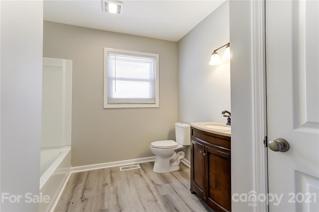 917 Oates Road Bessemer City, NC 28016 - Photo 18 of 29 Gallery Image 18