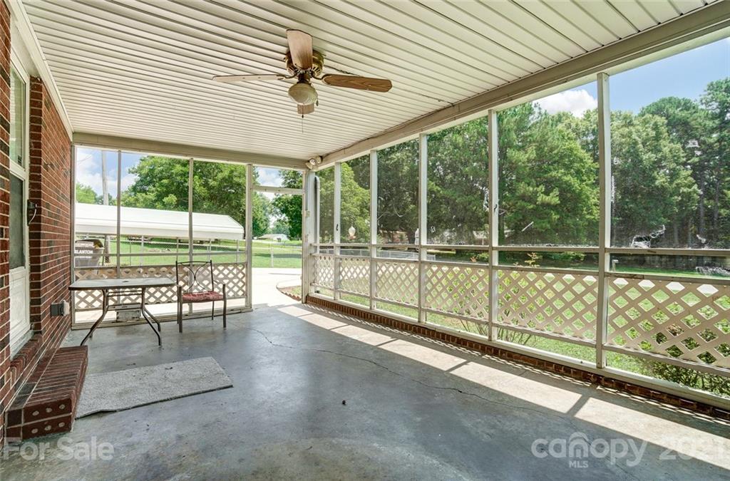 917 Oates Road Bessemer City, NC 28016 - Photo 25 of 29 Gallery Image 25