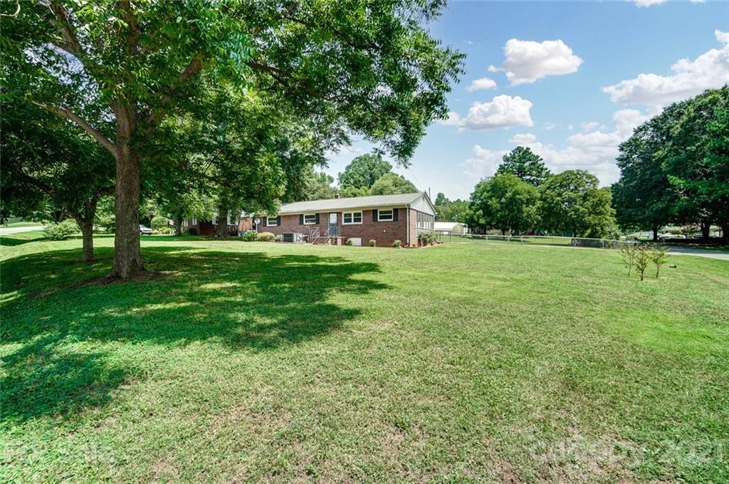 917 Oates Road Bessemer City, NC 28016 - Photo 28 of 29 Gallery Image 28