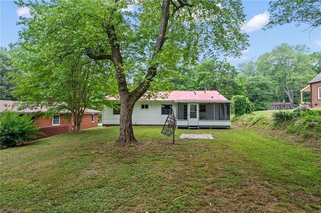 1410 Wiltshire Street High Point, NC 27265 - Photo 30 of 32