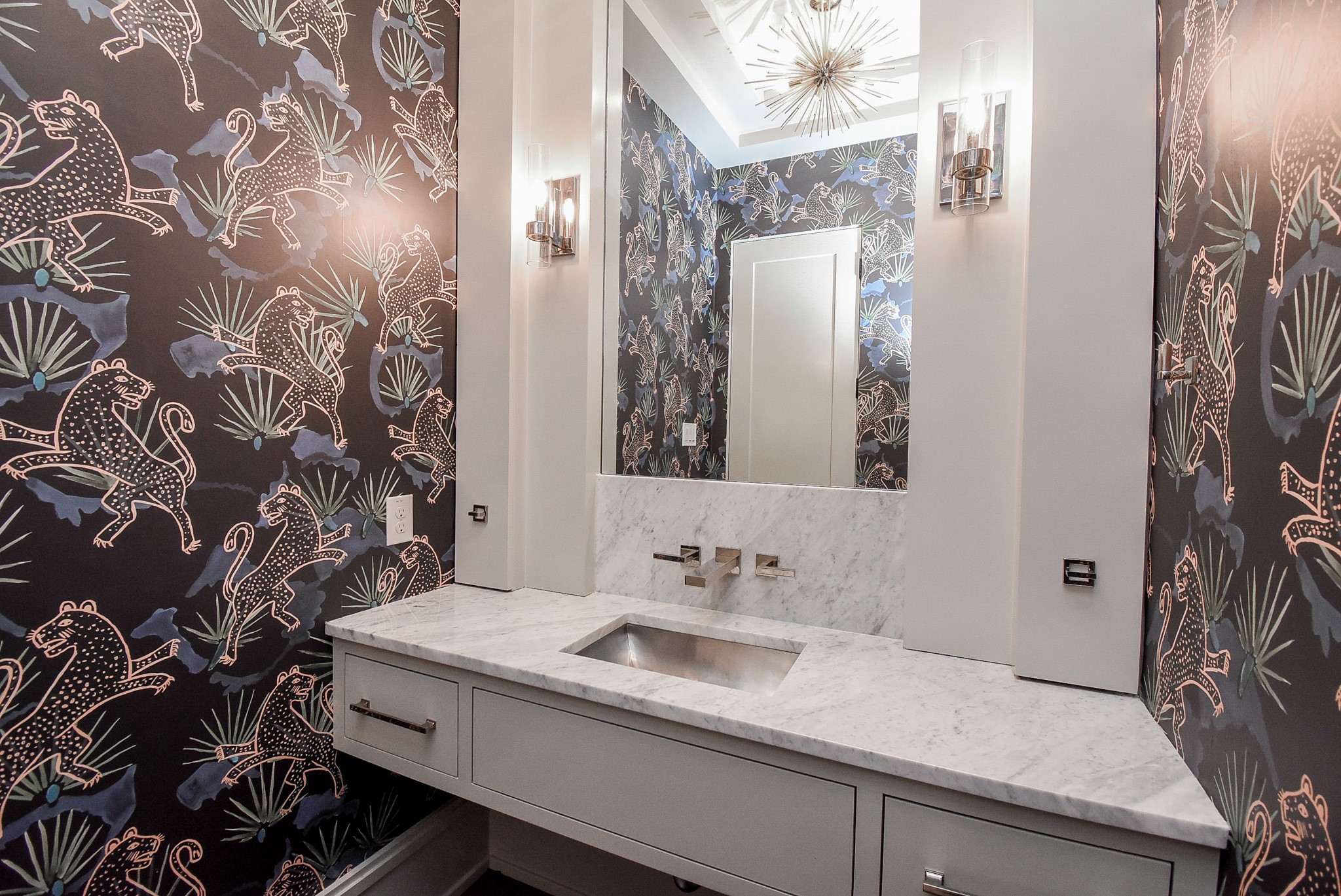 1107 Berthea Street, Unit B Houston, TX 77006 - Photo 22 of 50 a bathroom with a sink and a mirror