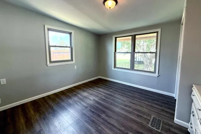 $99,900 | 530 South Main Street, Booker, TX 79005