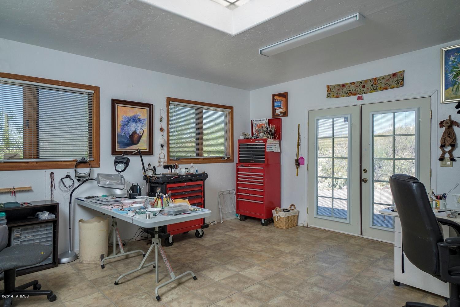 13790 East Redington Road Tucson, AZ 85749 - Photo 15 of 42