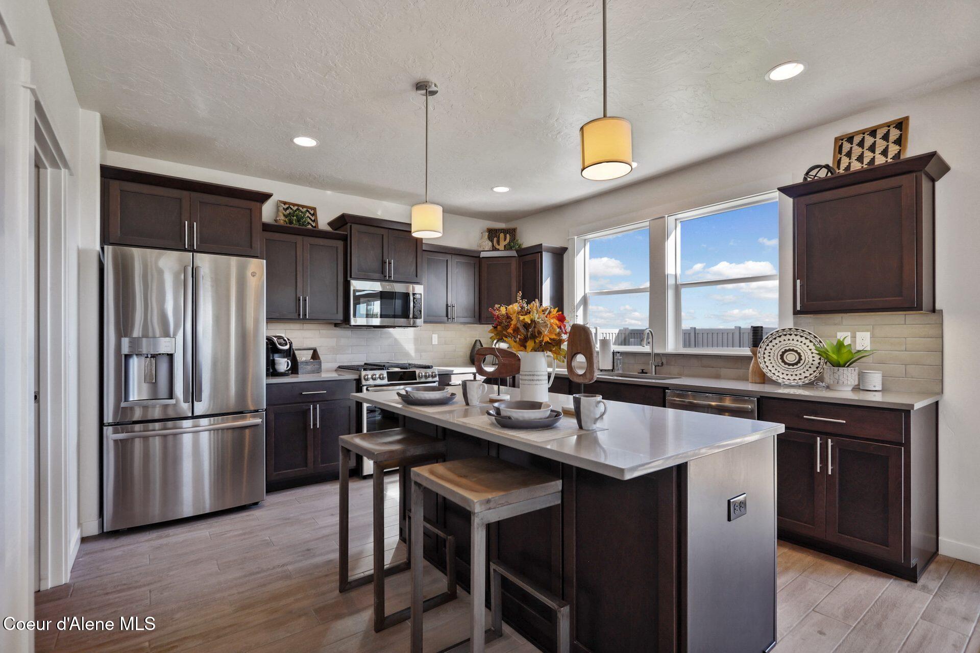 11856 North Woolridge Way Rathdrum, ID 83858 - Photo 4 of 6 Waterbrook Kitchen 3-2