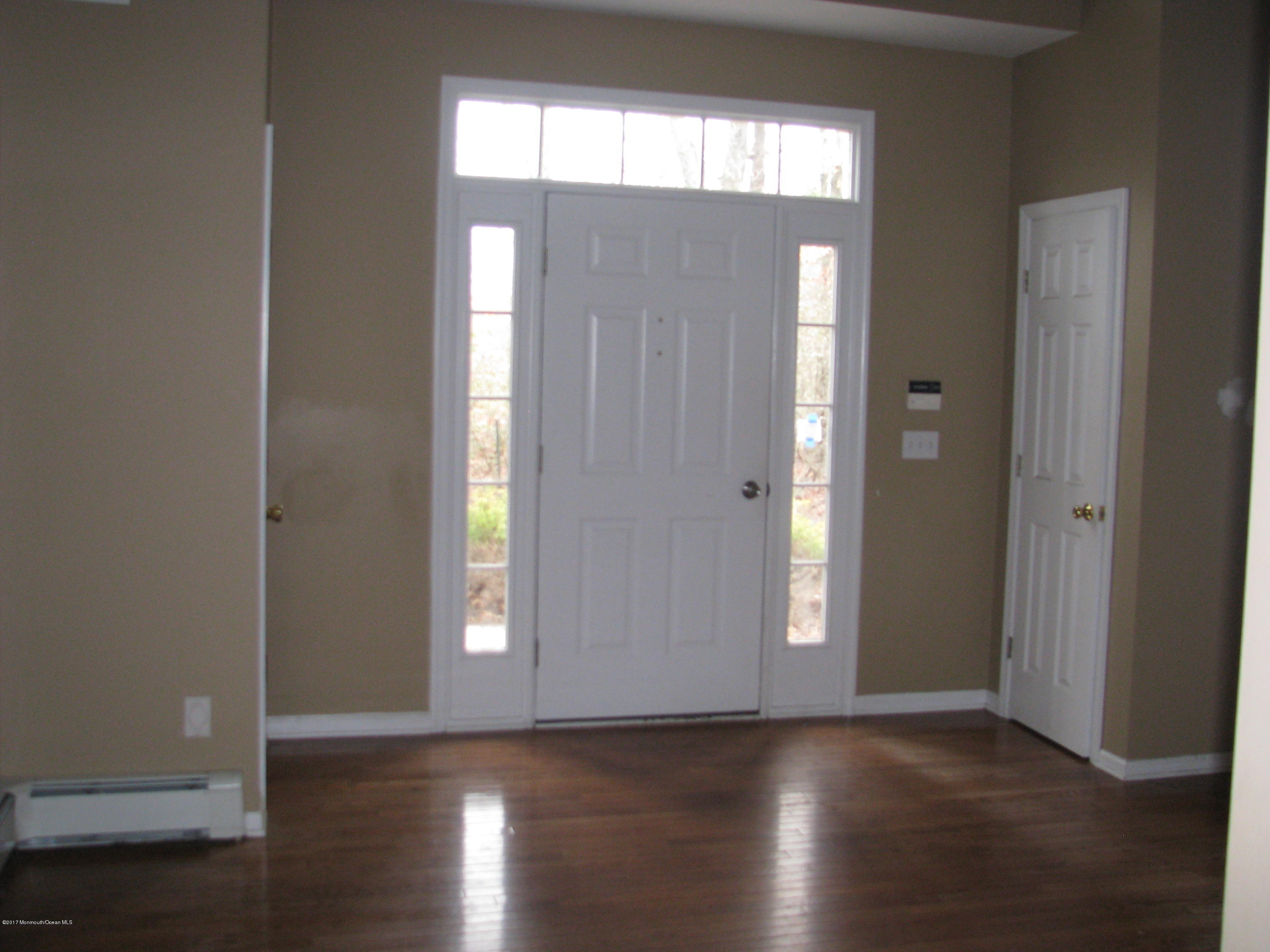17 Savannah Road Jackson, NJ 08527 - Photo 5 of 37 IMG_5668