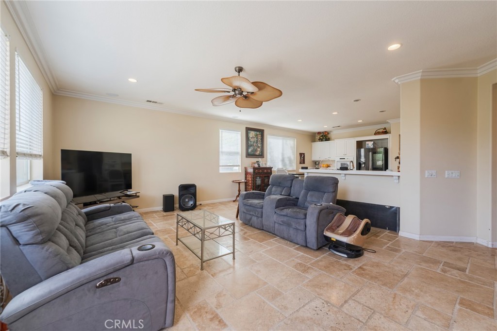 25326 Grandfir Court Corona, CA 92883 - Photo 12 of 44