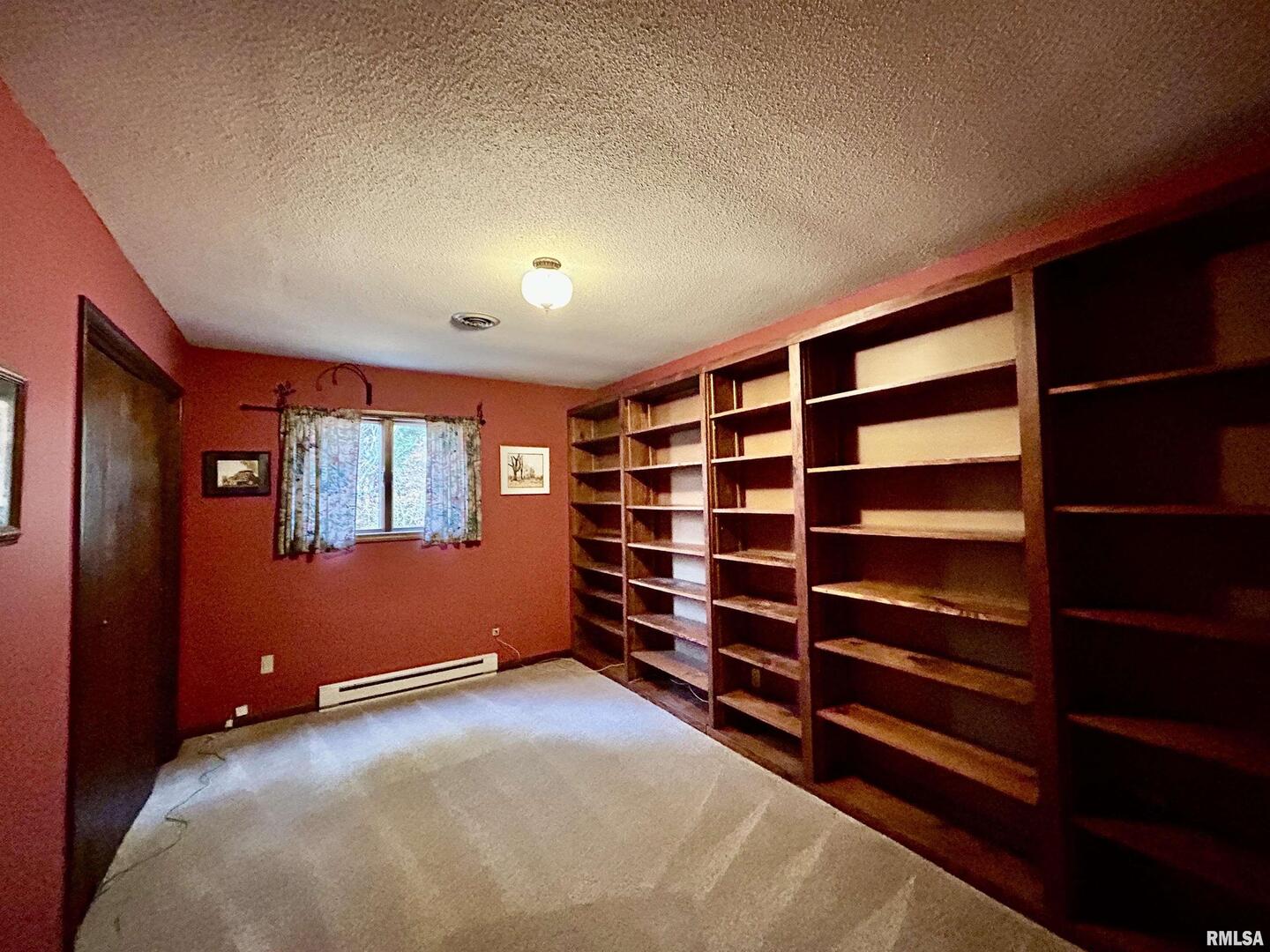 61 Schack Murphysboro, IL 62966 - Photo 18 of 43 a view of an empty room with a window