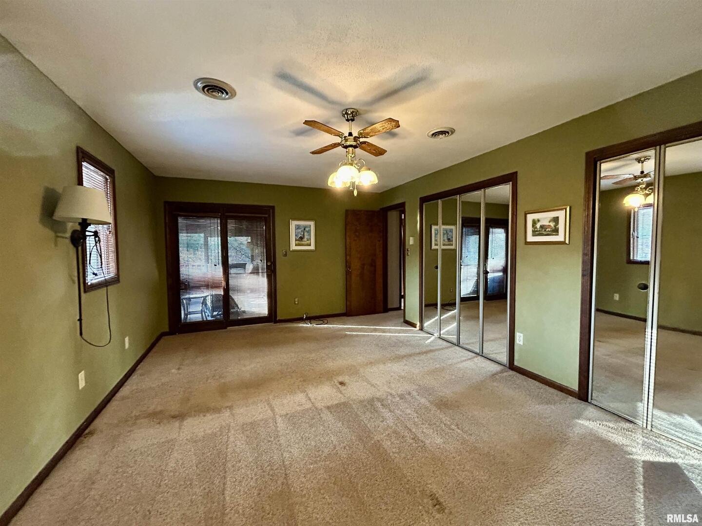 61 Schack Murphysboro, IL 62966 - Photo 21 of 43 a view of an empty room with window and a kitchen