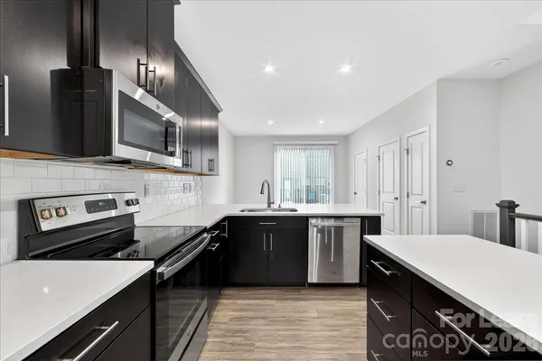 $2,700 | 530 Billingsley Road, Charlotte, NC 28211