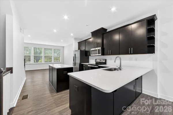 $2,700 | 530 Billingsley Road, Charlotte, NC 28211